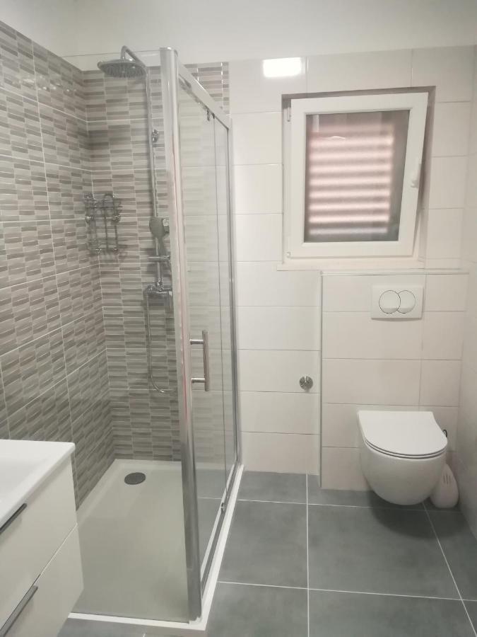 Apartments Vukas لومباردا المظهر الخارجي الصورة