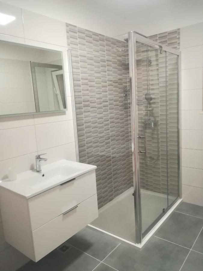 Apartments Vukas لومباردا المظهر الخارجي الصورة